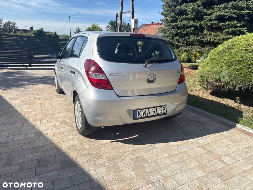 Hyundai i20 1.2 Comfort - 11