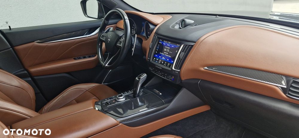 Maserati Levante S - 23