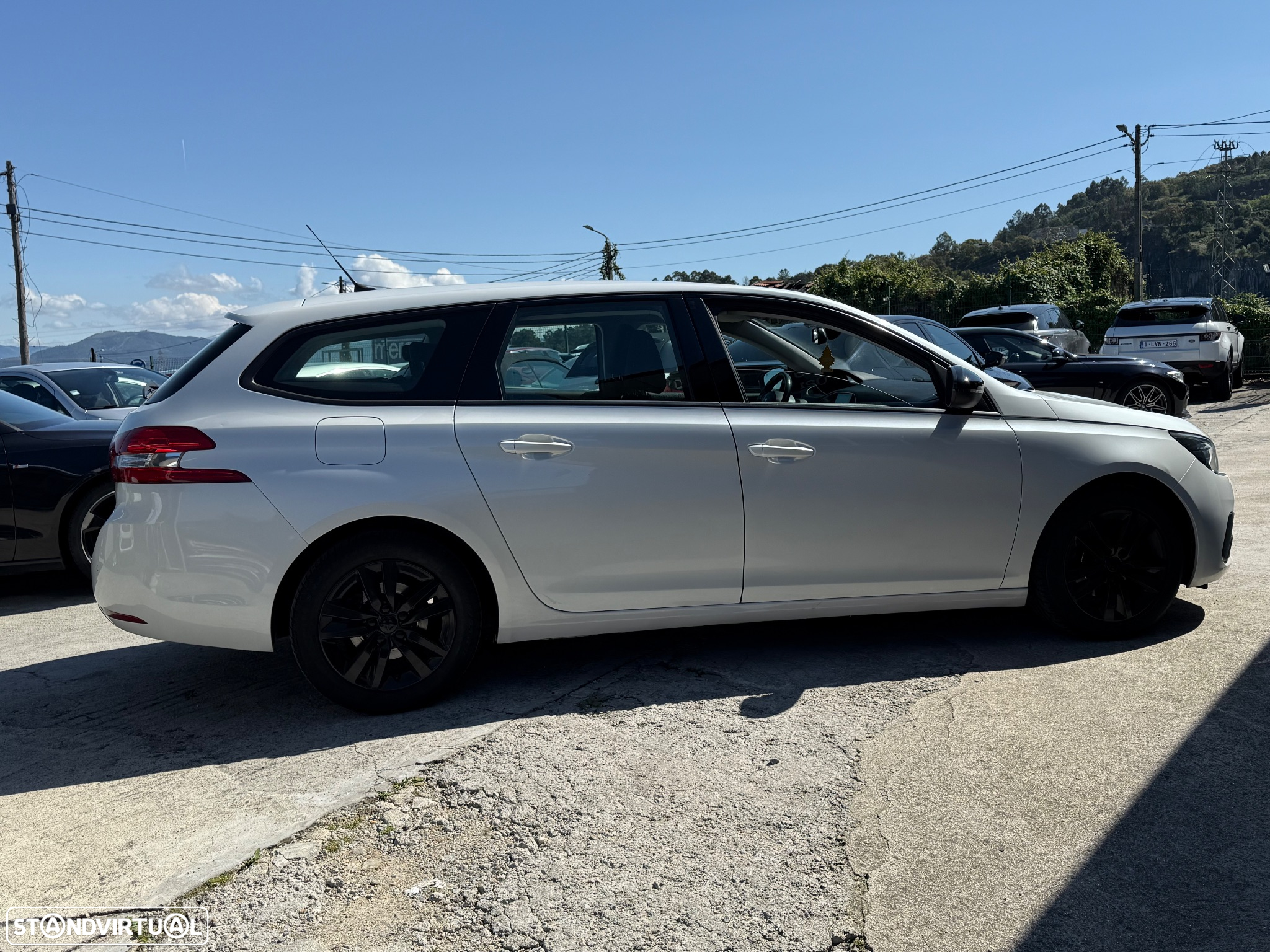 Peugeot 308 SW 1.6 BlueHDi Allure J17 - 26