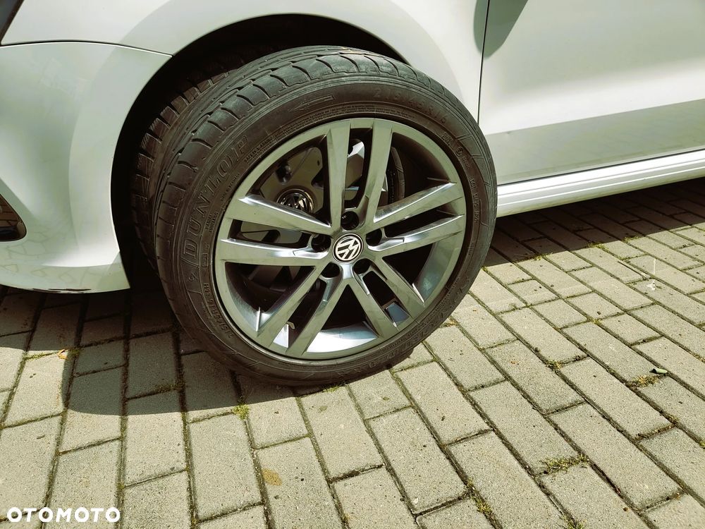 Volkswagen Polo - 11