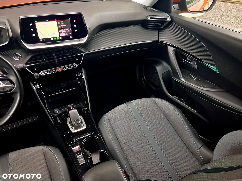 Peugeot 2008 1.5 BlueHDi Allure S&S EAT8 - 31