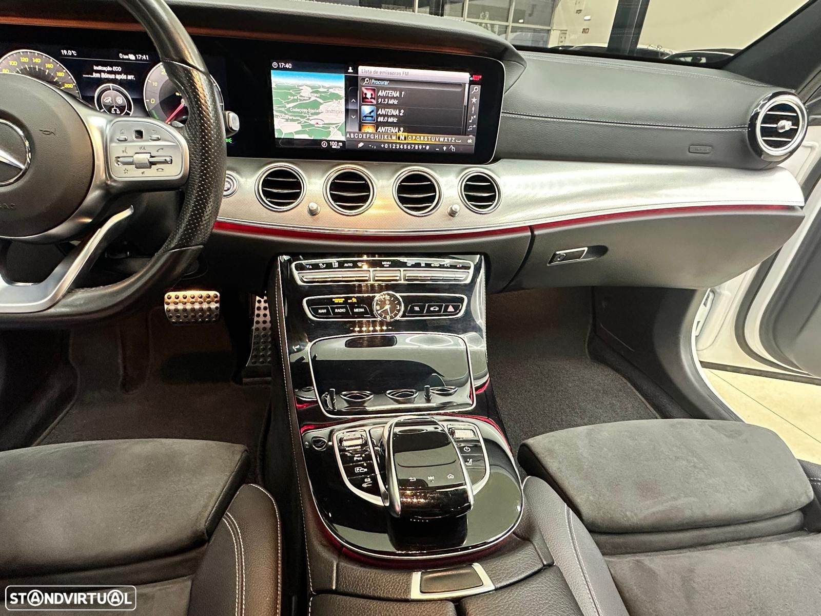 Mercedes-Benz E 300 de AMG Line - 39