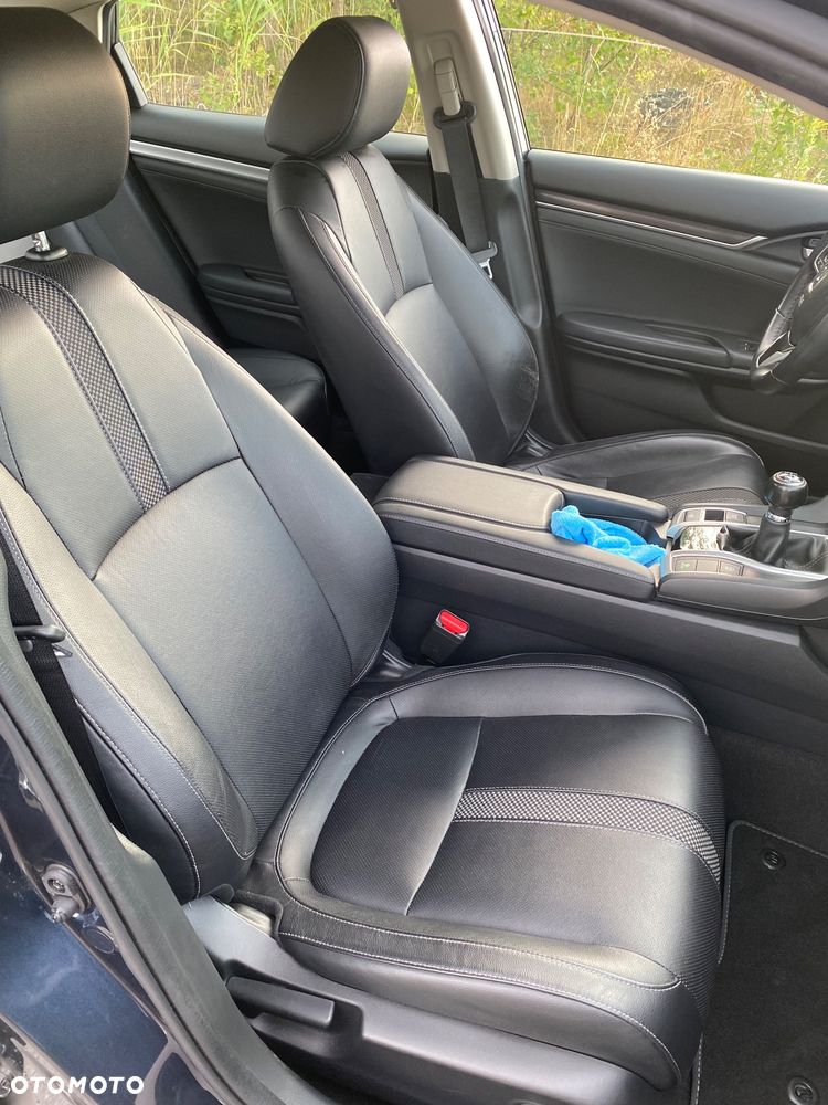 Honda Civic 1.5 i-VTEC Turbo Executive - 24
