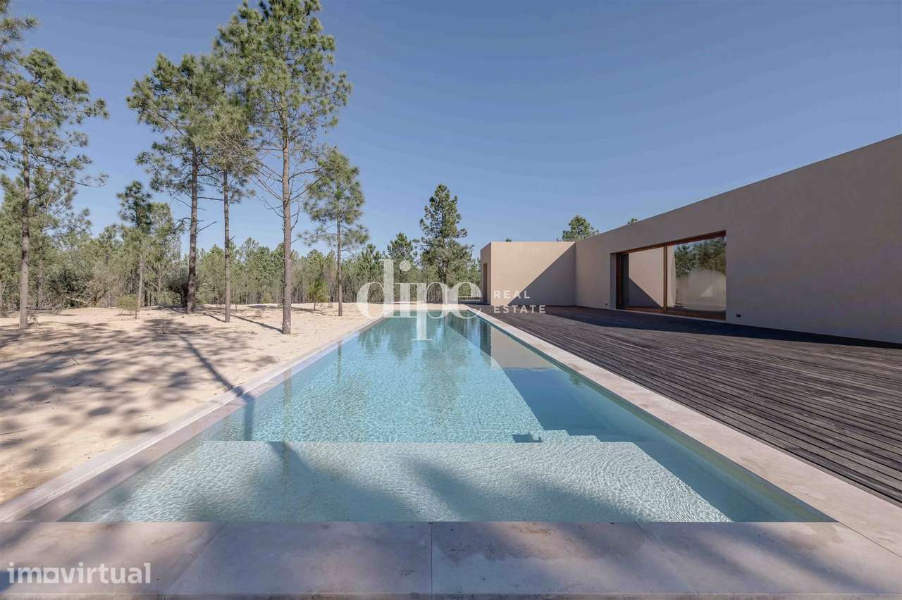 Luxuosa Moradia T4 inserida no empreendimento Melides Villas - Grande imagem: 2/22