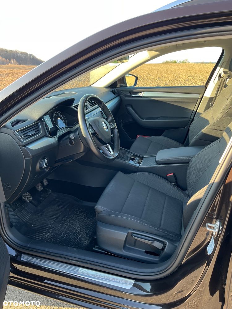 Skoda Superb 1.4 TSI ACT Active - 9