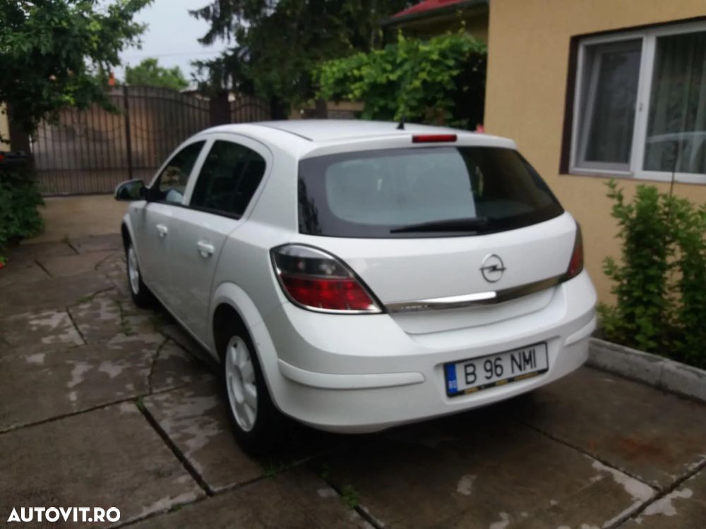 Opel Astra - 2