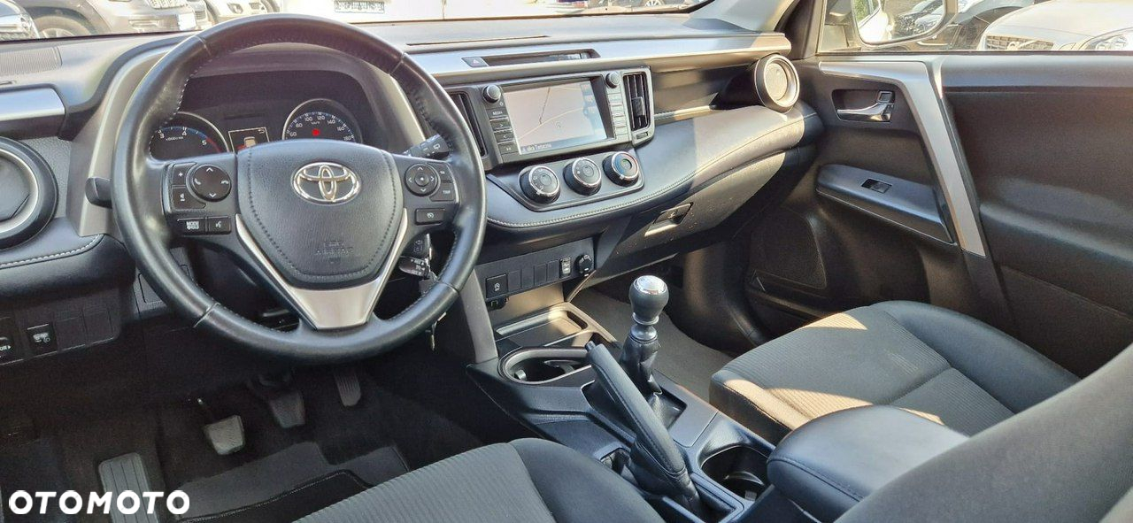 Toyota RAV4 - 23