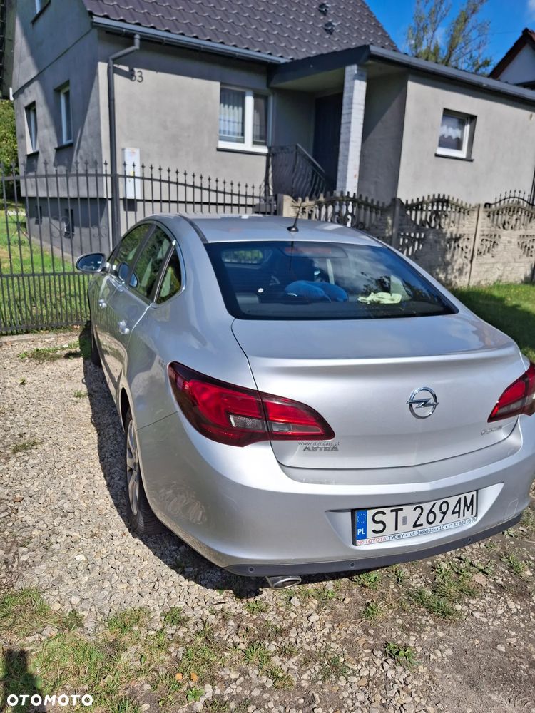 Opel Astra 1.4 T S&S EU6 - 3