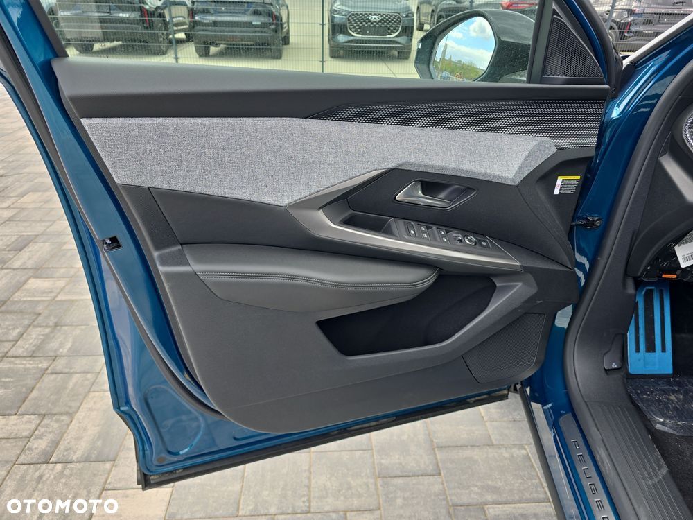 Peugeot 3008 1.2 PureTech mHEV GT Exclusive e-DCS6 - 14