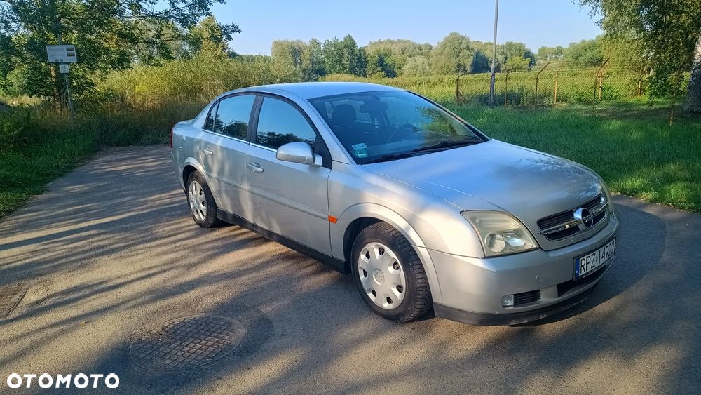 Opel Vectra 1.8 Club - 1