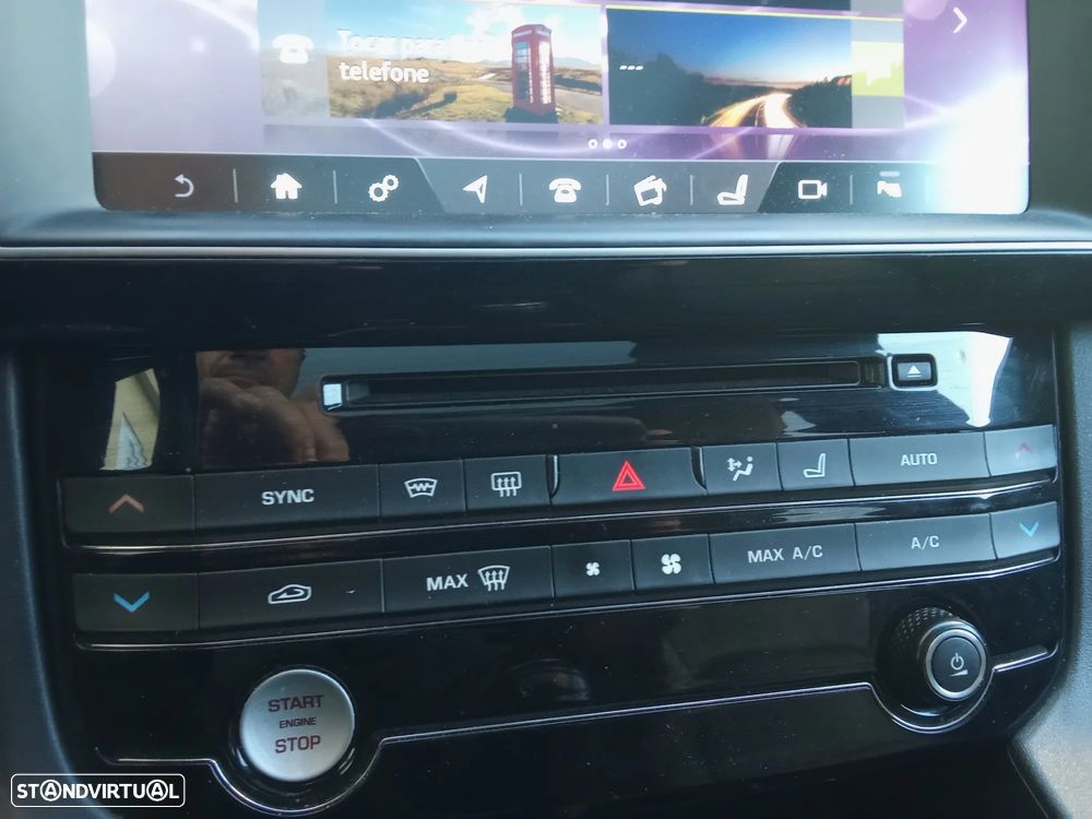 Jaguar F-Pace 20d Prestige - 21