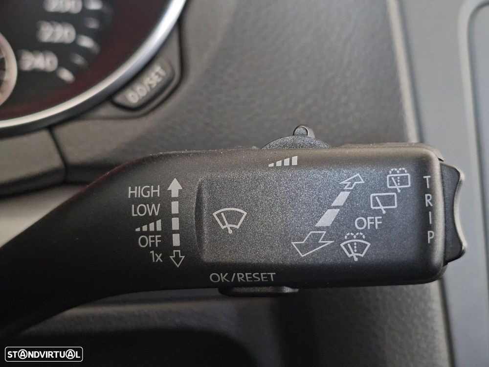 VW Golf 1.6 TDi DPF BlueMotion Comfortline - 22