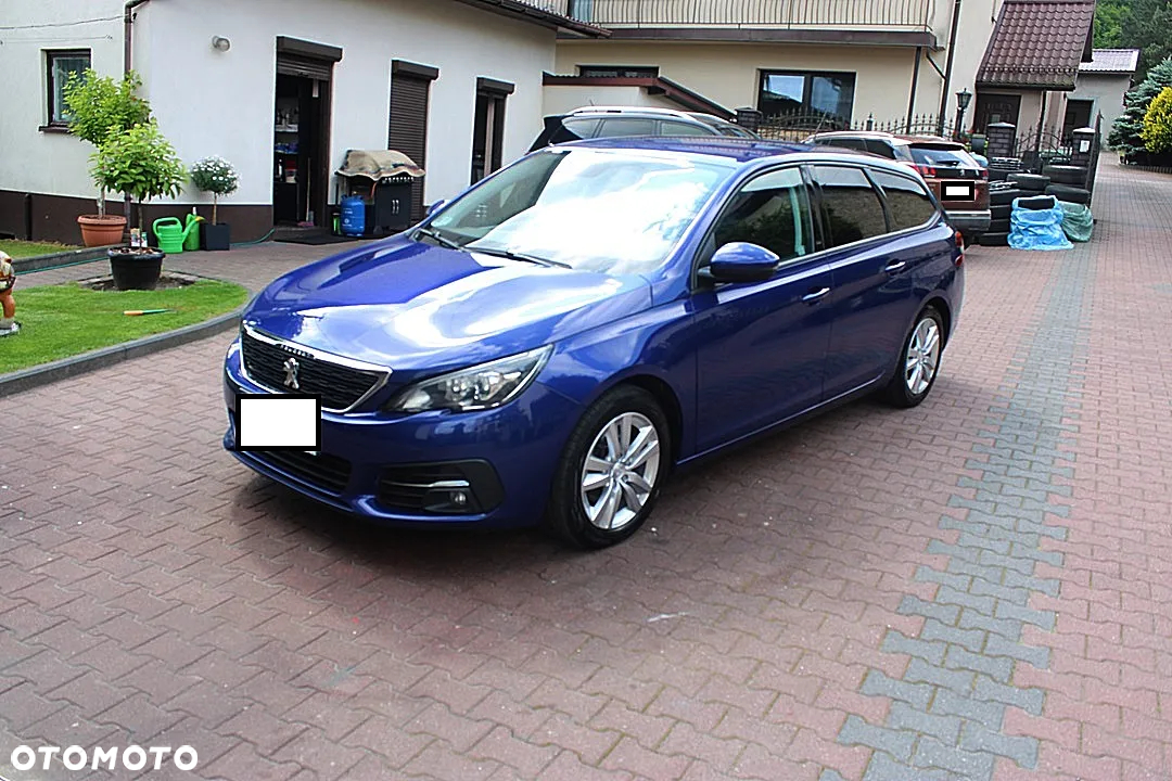 Peugeot 308 1.5 BlueHDi Allure S&S - 11