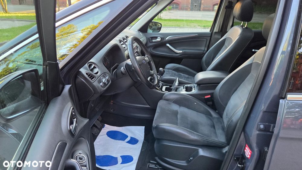 Ford S-Max 2.0 TDCi DPF Titanium X - 24