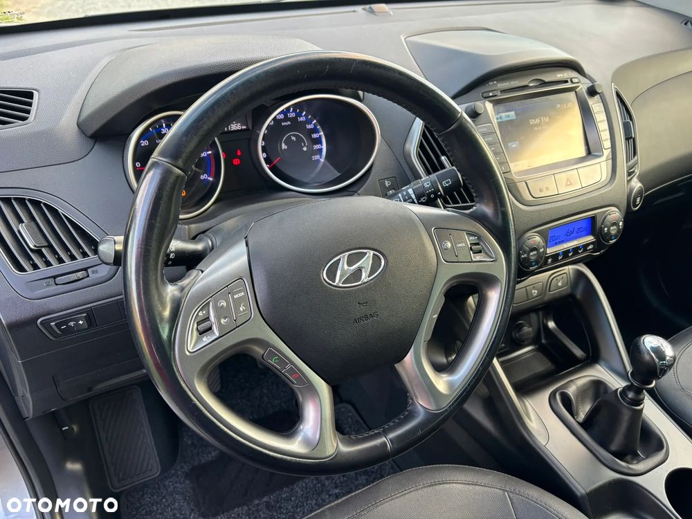 Hyundai Tucson - 16