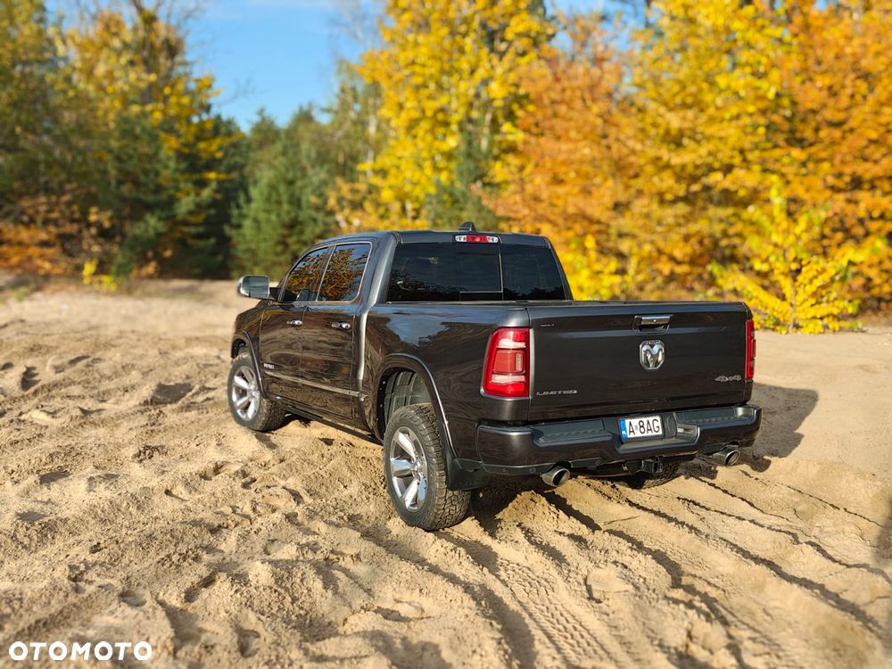 Dodge RAM 5.7 4x4 - 3