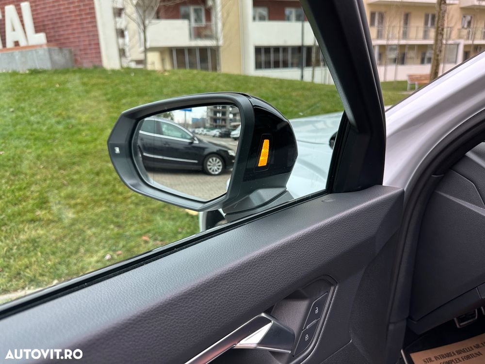 Audi Q3 40 TDI Sportback quattro S tronic S line - 32