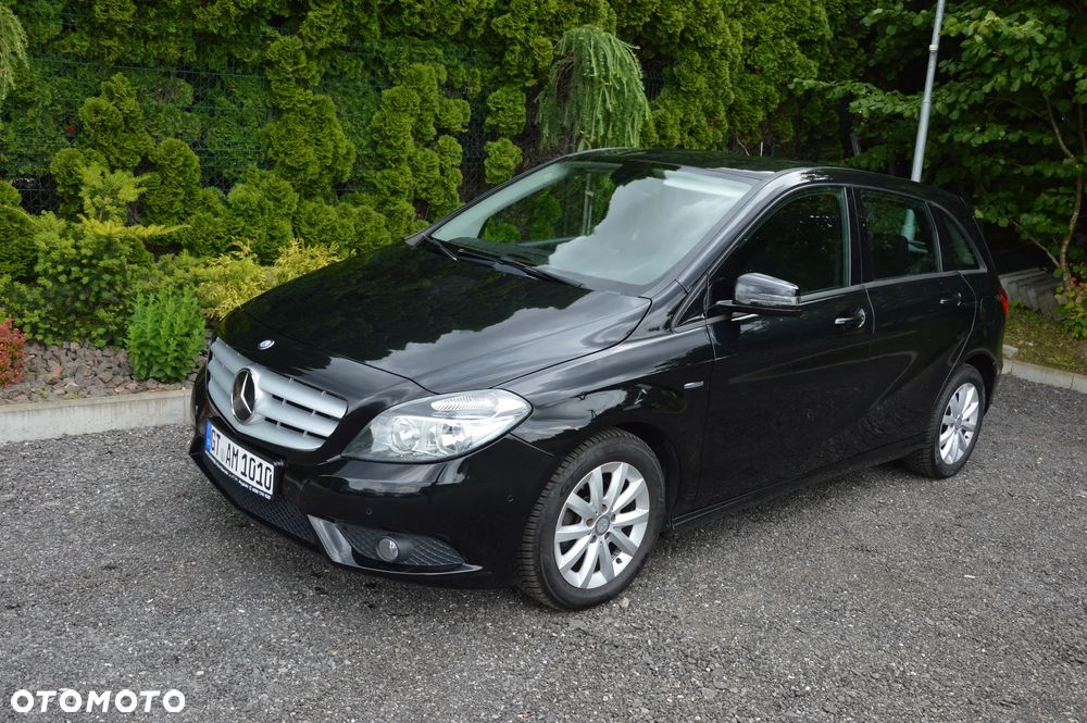Mercedes-Benz Klasa B 180 CDI (BlueEFFICIENCY) - 16