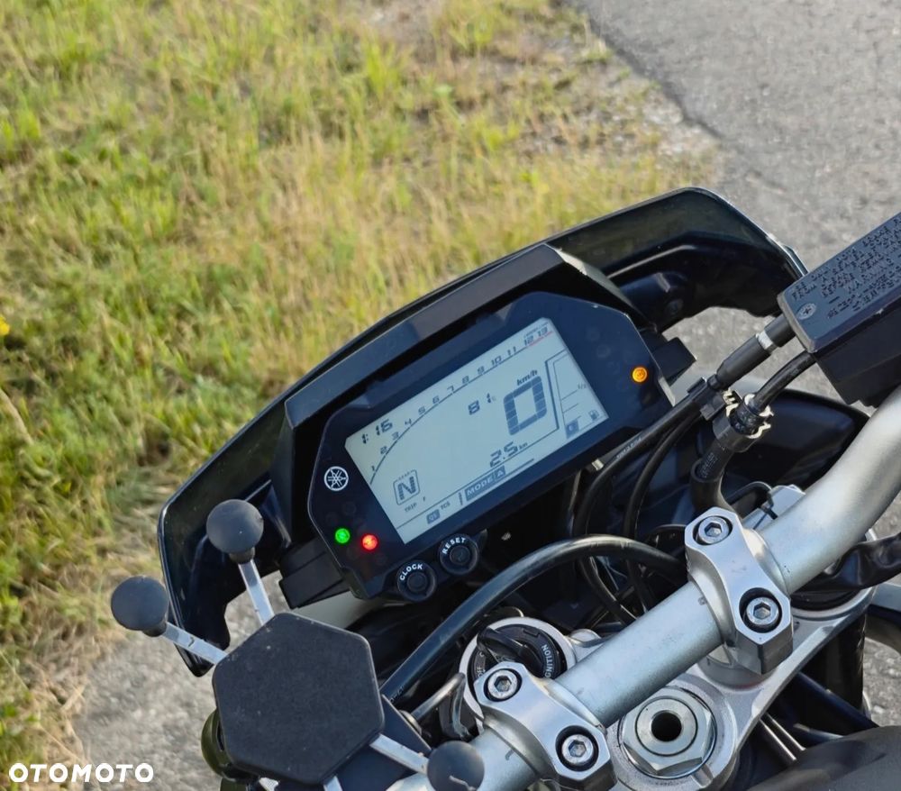 Yamaha MT - 9