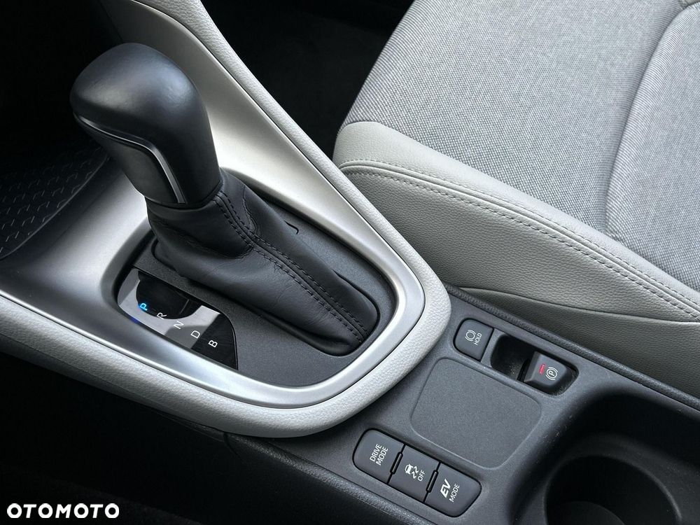 Toyota Yaris - 23