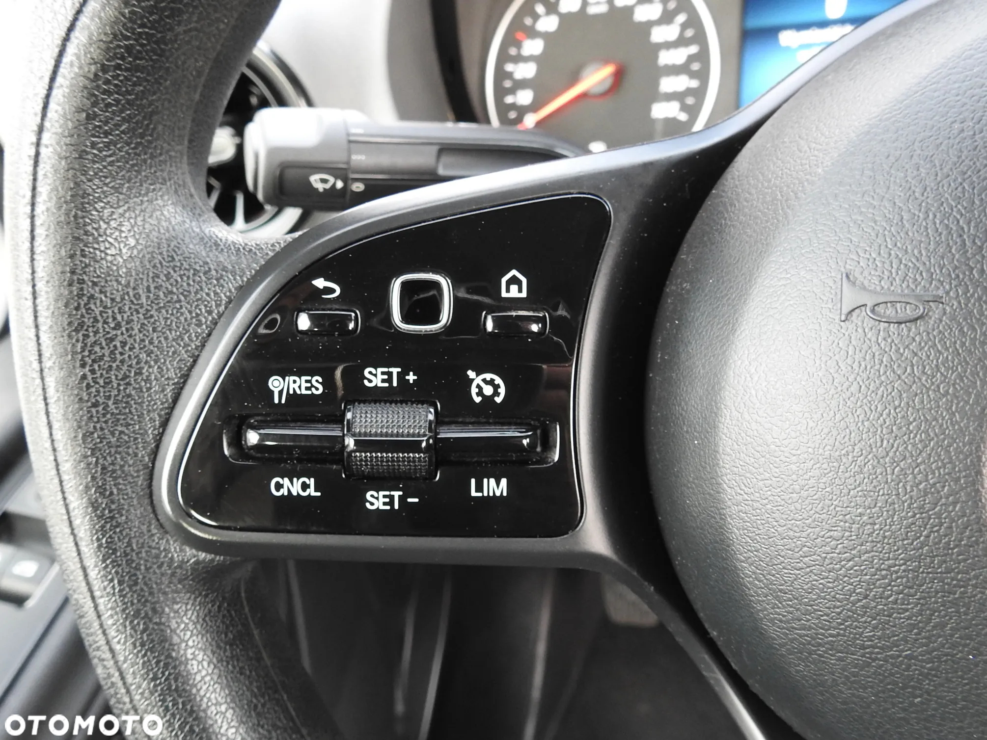 Mercedes-Benz SPRINTER 314 FURGON BRYGADÓWKA 6 MIEJSC TEMPOMAT KLIMATYZACJA 140KM [ 373346 ] - 30