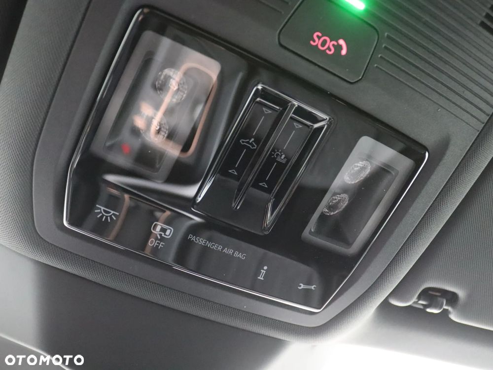Cupra Terramar 1.5 e-Hybrid DSG VZ - 25