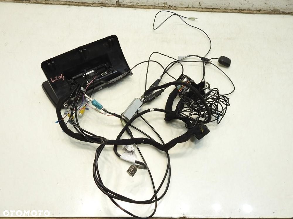 ODTWARZACZ MULTIMEDIALNY MERCEDES W204 A2045405606 - 4