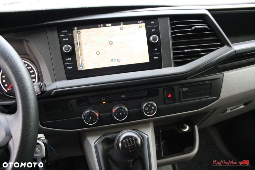 Volkswagen Transporter - 24