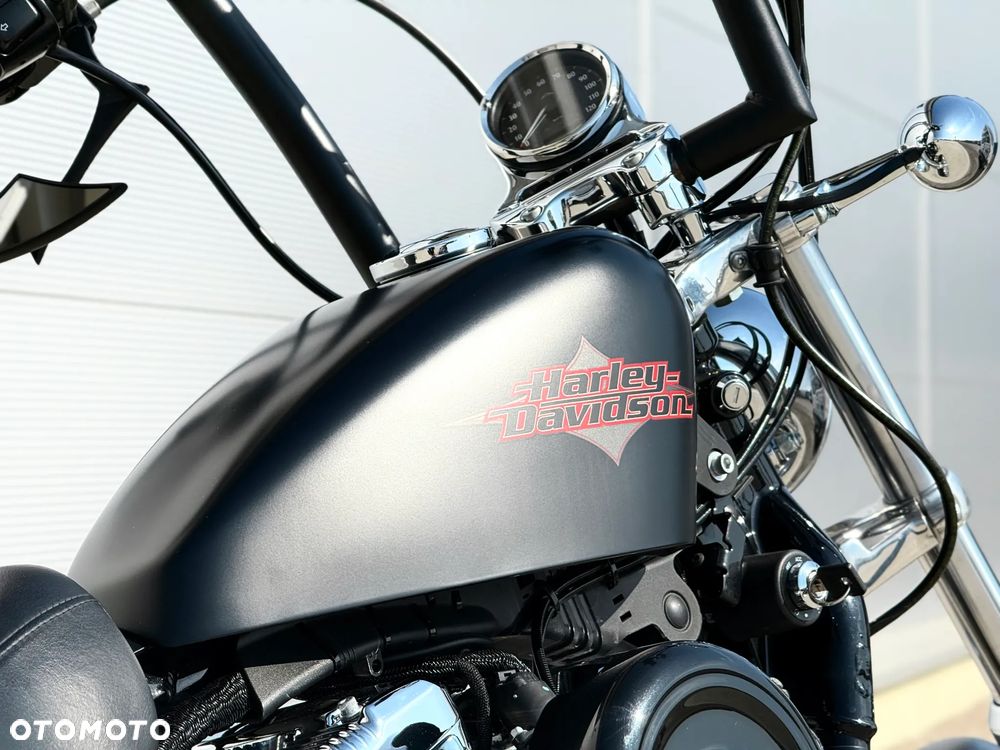 Harley-Davidson Sportster Seventy-Two - 16