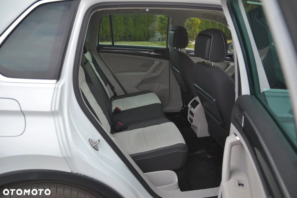 Volkswagen Tiguan 2.0 TDI SCR 4MOTION DSG Highline - 16