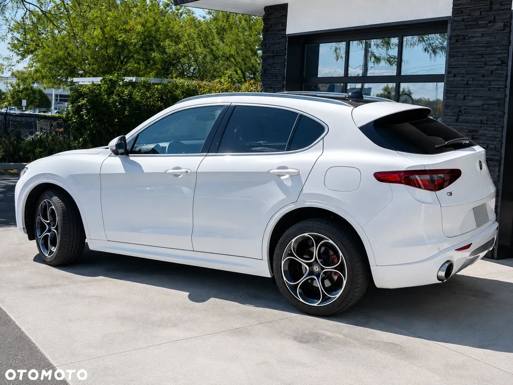 Alfa Romeo Stelvio 2.0 Turbo Veloce TI Q4 - 7