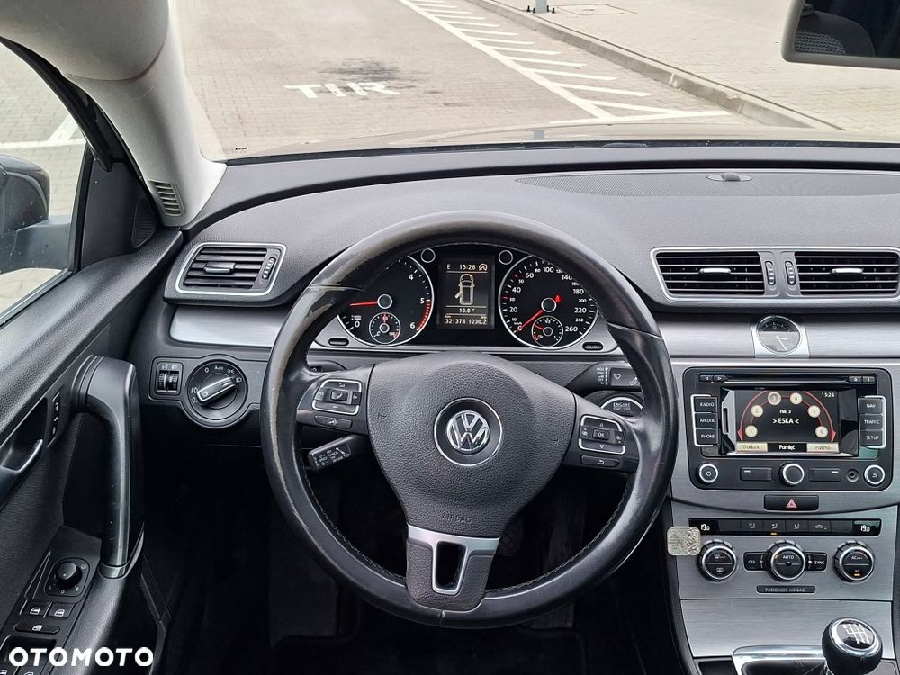 Volkswagen Passat - 7
