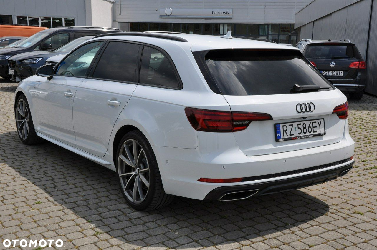Audi A4 40 TDI S Line S tronic - 4