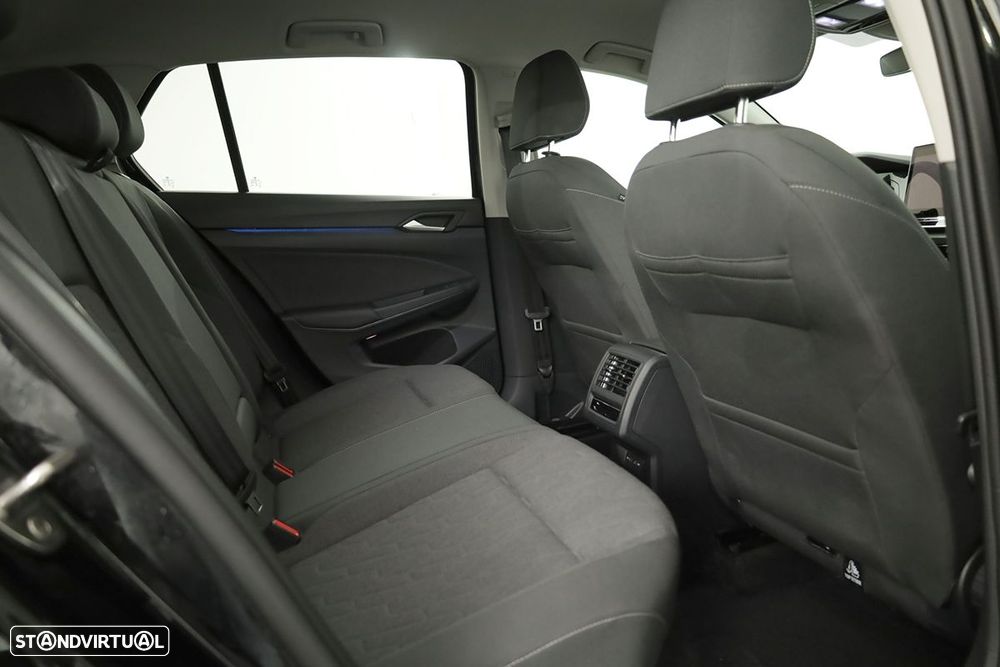 VW Golf 1.5 TSI e-Hybrid Life DSG - 19