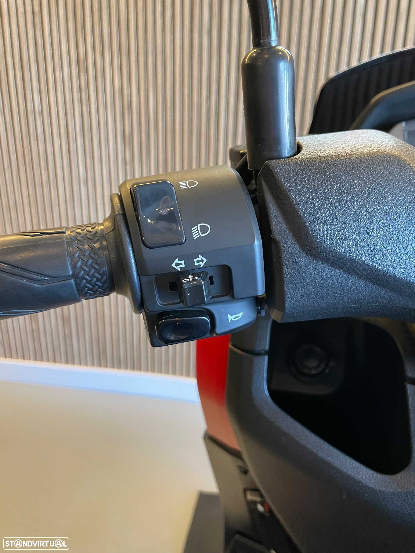 Yamaha NMAX - 13