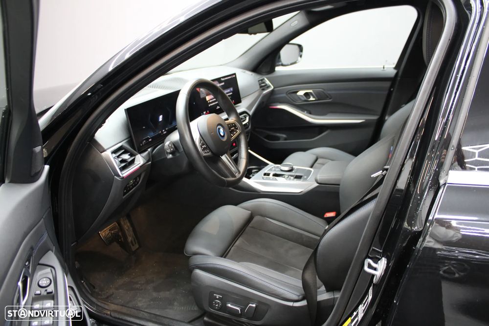 BMW 330 e Touring Pack M Auto - 5
