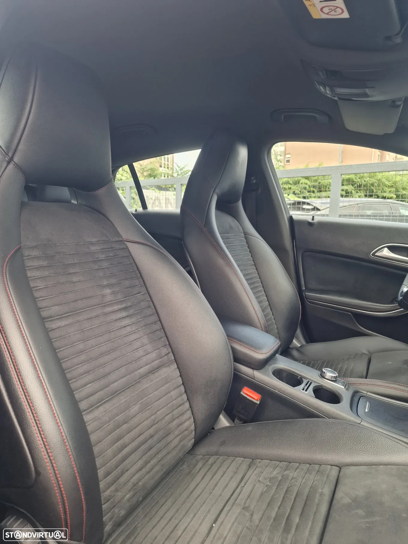 Mercedes-Benz CLA 180 d Shooting Brake AMG Line Aut. - 6