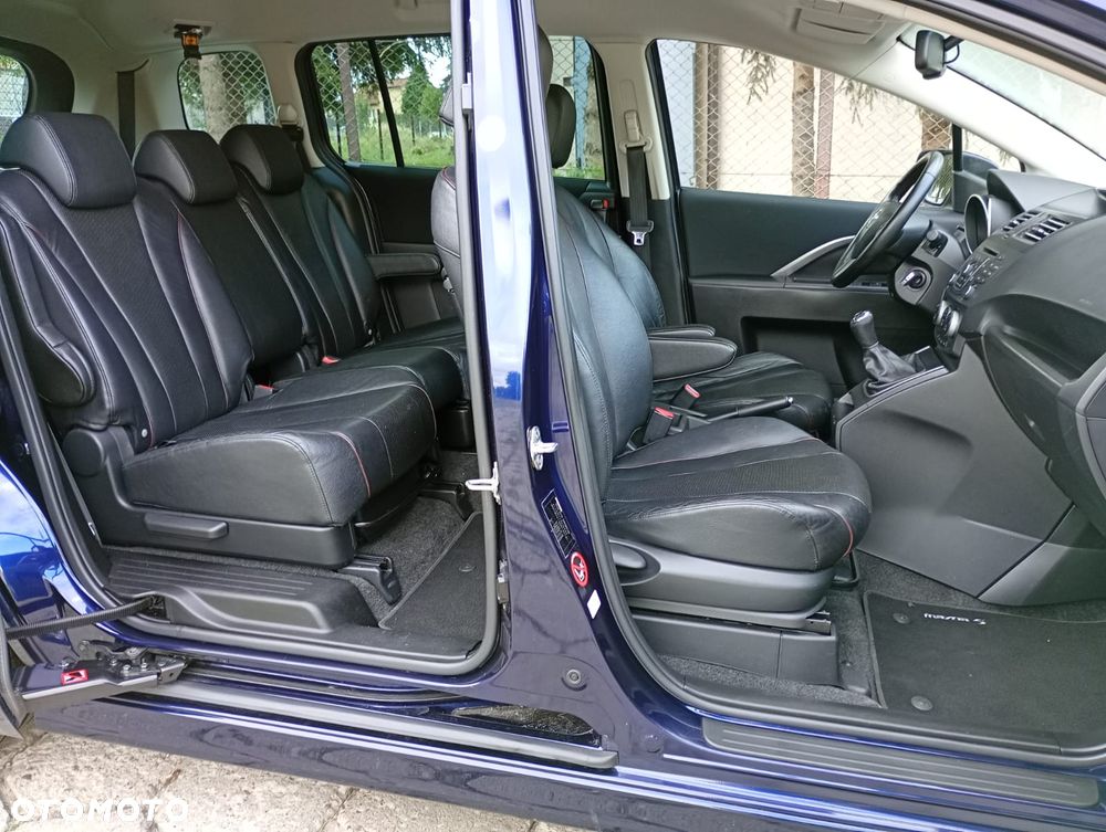 Mazda 5 - 7