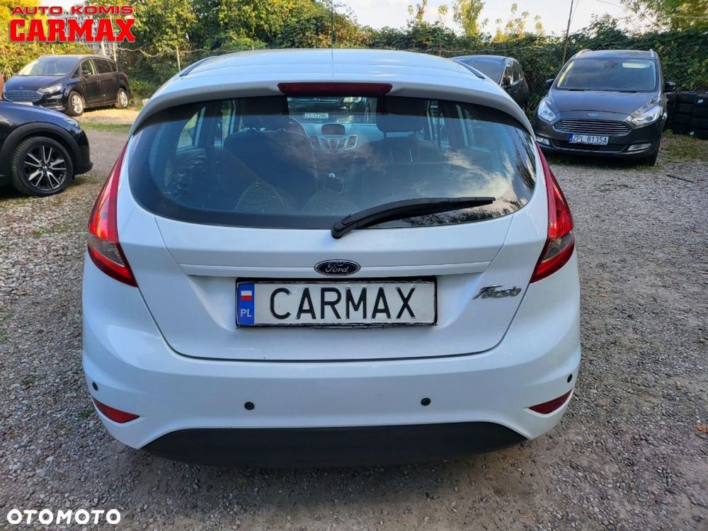 Ford Fiesta - 9