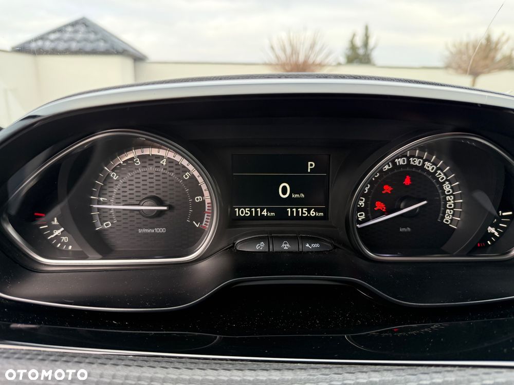 Peugeot 2008 PureTech 110 Stop&Start EAT6 GT-Line Edition - 25