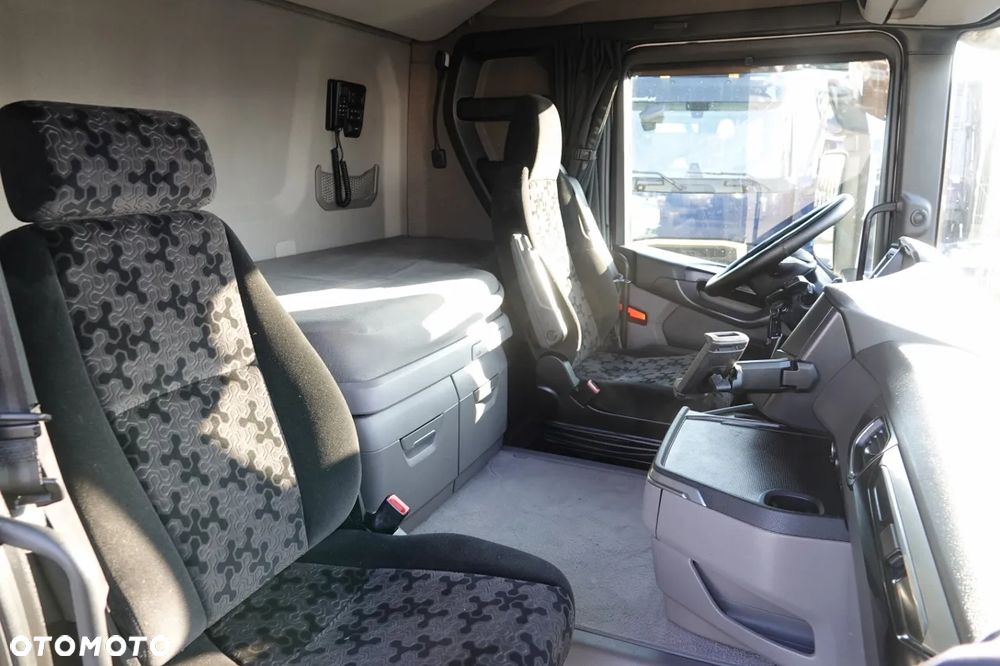 Scania R 450 / RETARDER / KLIMA POSTOJOWA / CAŁA NA PODUSZKACH / ALUSY / OPONY 100 % / SPROWADZONA / PO KONTRAKCIE SERWISOWYM - 37