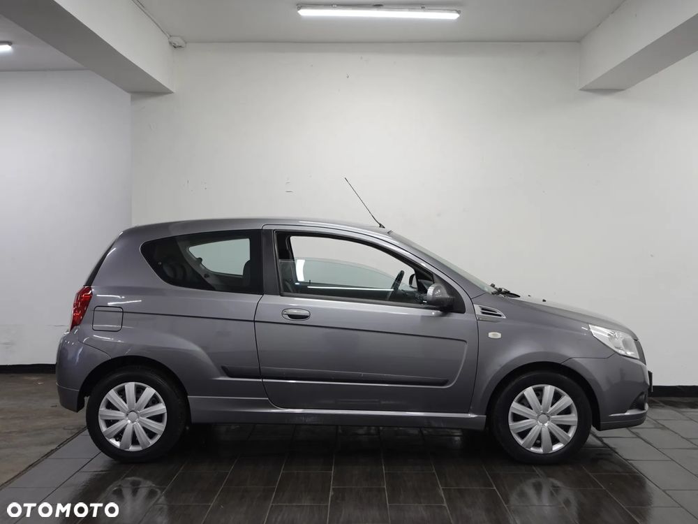 Chevrolet Aveo 1.2 - 18