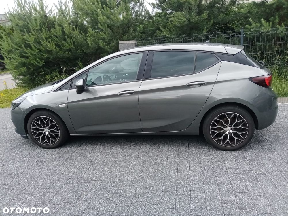 Opel Astra 1.2 T Business Edition S&S - 3