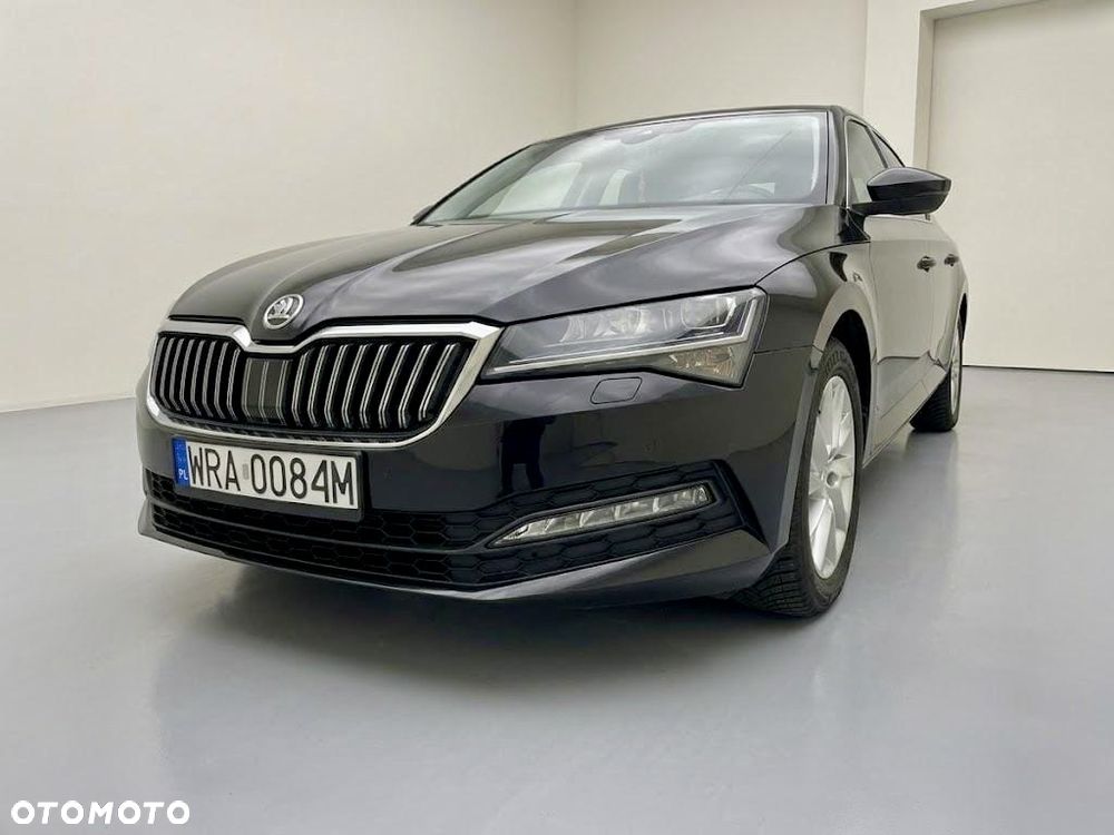 Skoda Superb 2.0 TDI SCR Ambition DSG - 3