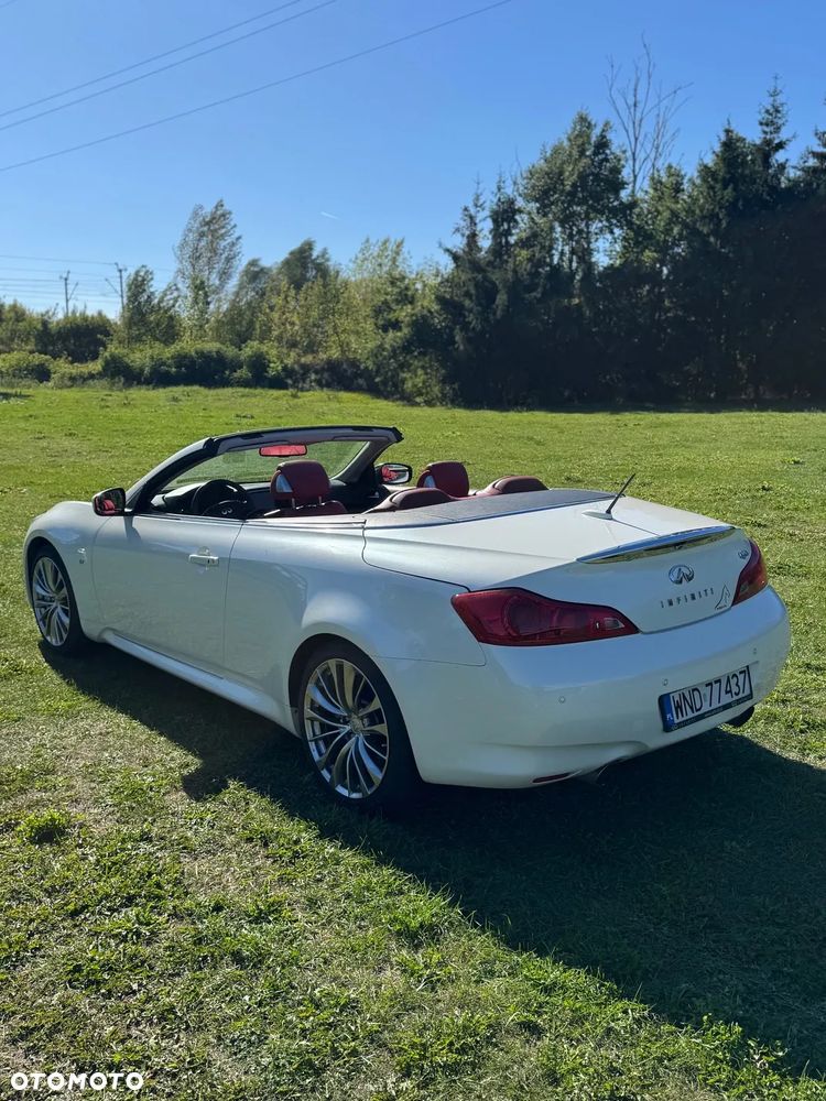 Infiniti Q60 - 7
