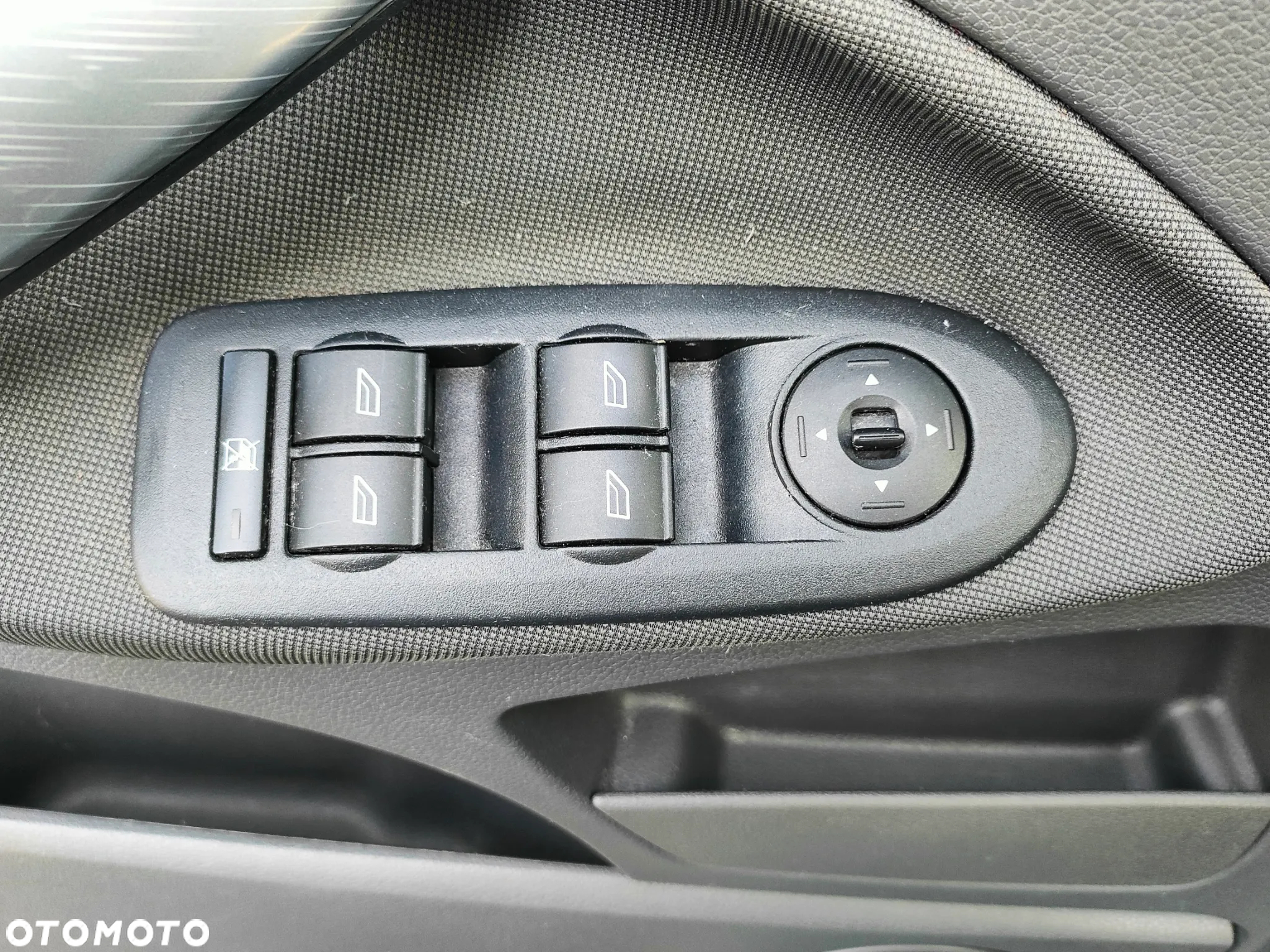 Ford Focus C-Max 1.8 Amber X - 7