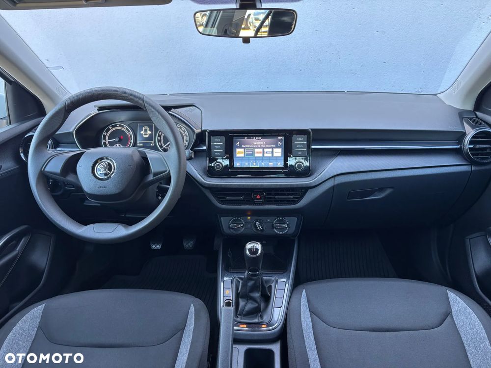 Skoda Fabia 1.0 Ambition - 8