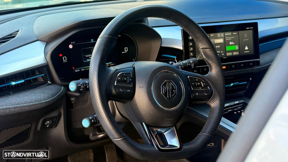 MG MG5 5 Standard Comfort - 11