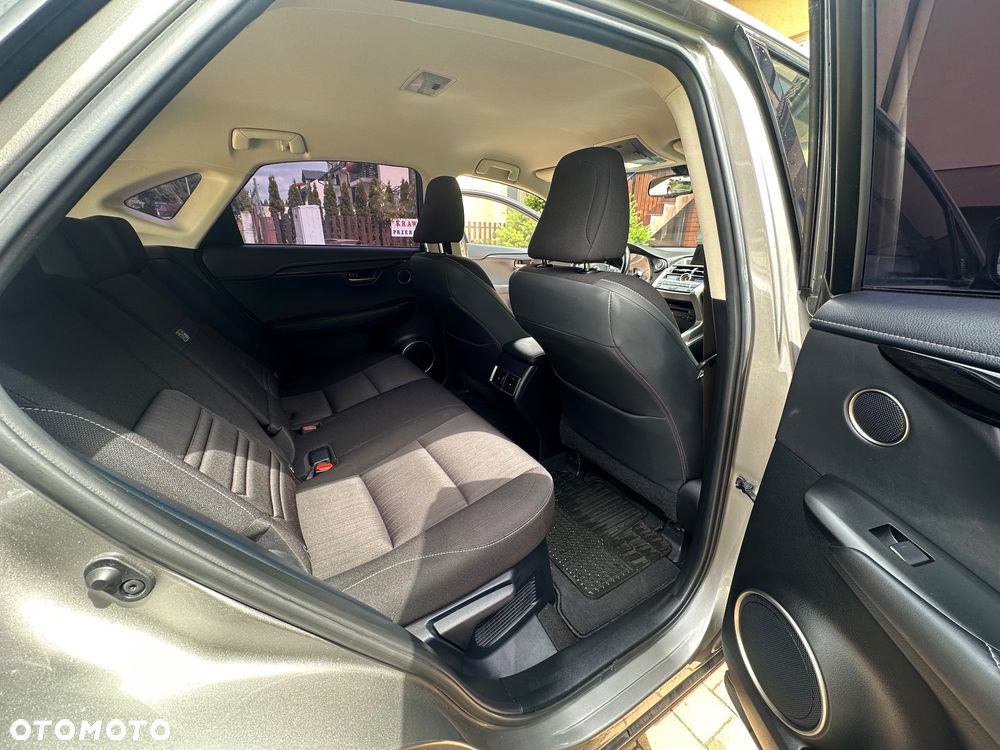 Lexus NX 200t Elegance AWD - 12