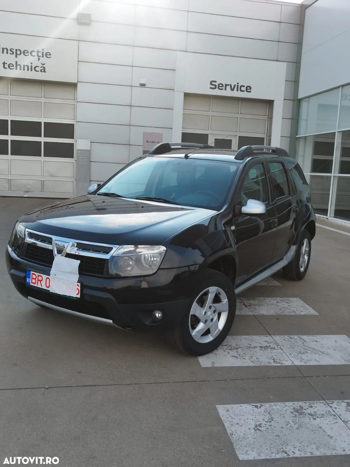 Dacia Duster 1.6 4x2 Laureate - 1